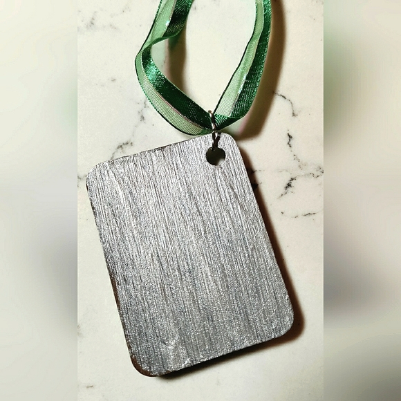 HAPPY HOLIDAYS New (Set of 2) Handcrafted Ornaments/Bag Tags/Keychains! G.B. Man - Picture 5 of 7